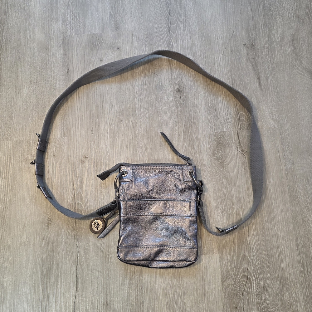 The Sak Leather Multi Silver Metallic Crossbody Purse Bag Handbag 8 X 6